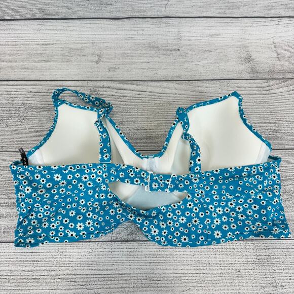 Torrid Plus Size Blue Summer Floral Swim Bikini Top Size 4X D/DD - Picture 4 of 8